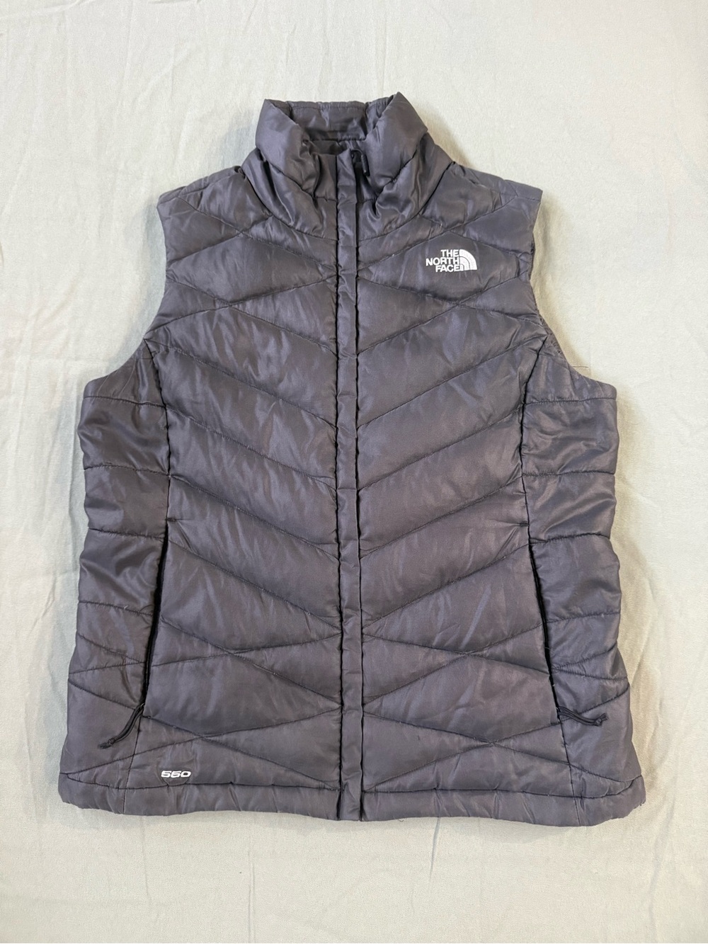 The North Face Women's Black 550 Insulated Puffer Vest M